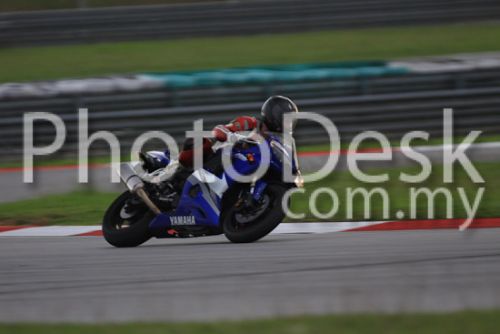 01_101029_01186_RevClubTrackDay