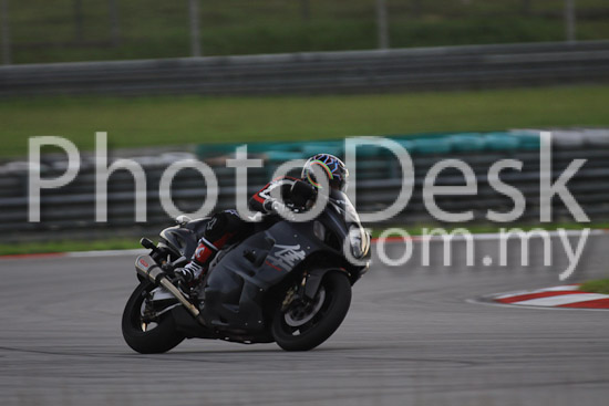 01_101029_01188_RevClubTrackDay