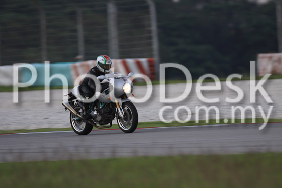 01_101029_01197_RevClubTrackDay