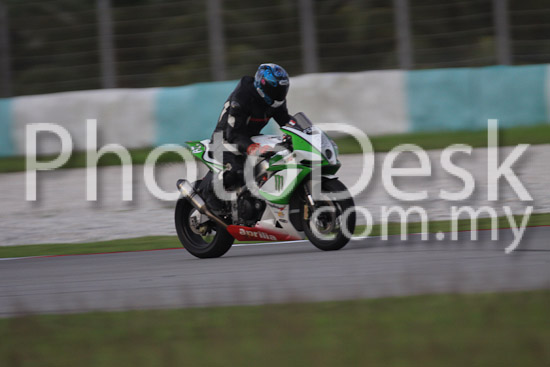 01_101029_01204_RevClubTrackDay
