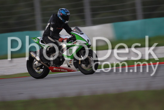 01_101029_01207_RevClubTrackDay