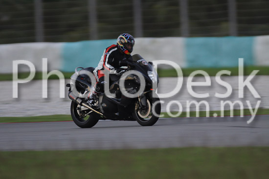 01_101029_01210_RevClubTrackDay