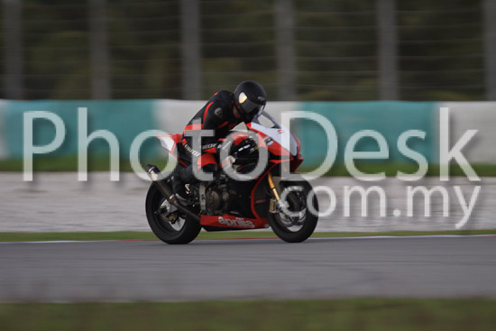 01_101029_01214_RevClubTrackDay