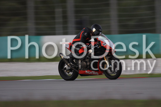 01_101029_01215_RevClubTrackDay