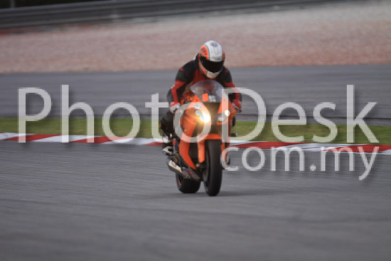 01_101029_01221_RevClubTrackDay