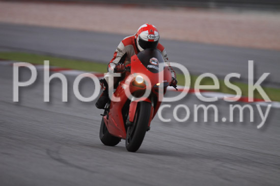 01_101029_01226_RevClubTrackDay