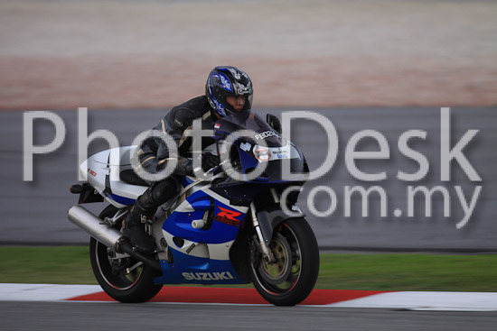 01_101029_01237_RevClubTrackDay