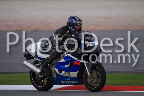 01_101029_01238_RevClubTrackDay