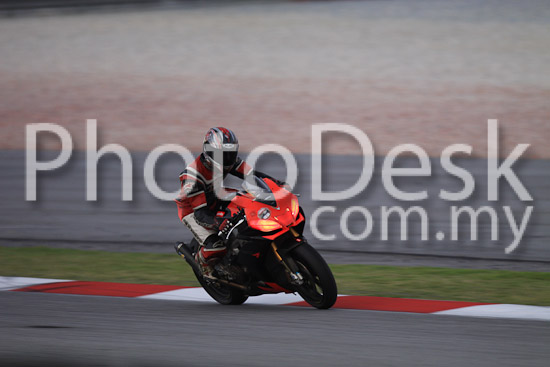 01_101029_01243_RevClubTrackDay