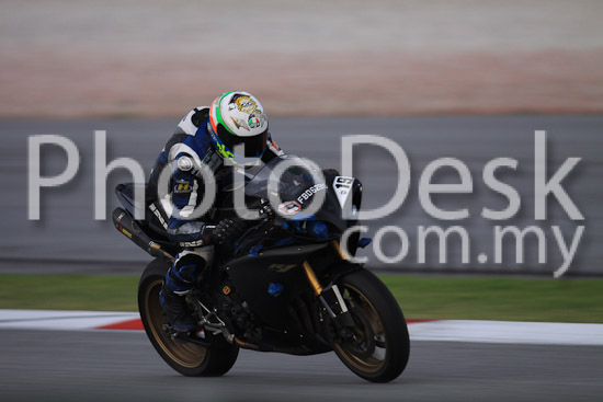 01_101029_01250_RevClubTrackDay