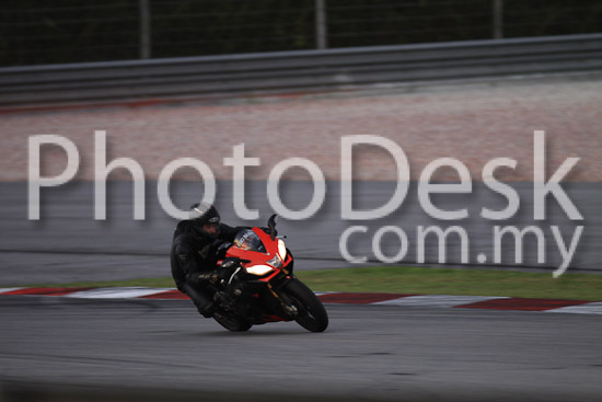 01_101029_01285_RevClubTrackDay