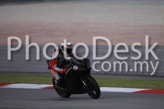 01_101029_01291_RevClubTrackDay