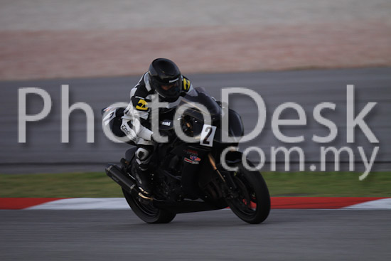 01_101029_01308_RevClubTrackDay