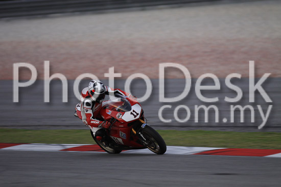 01_101029_01315_RevClubTrackDay