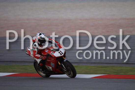 01_101029_01317_RevClubTrackDay