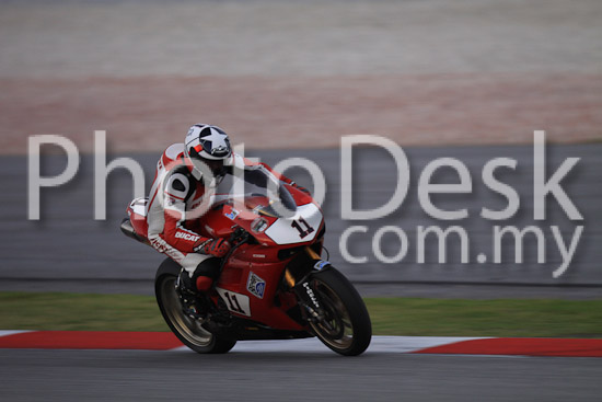 01_101029_01318_RevClubTrackDay