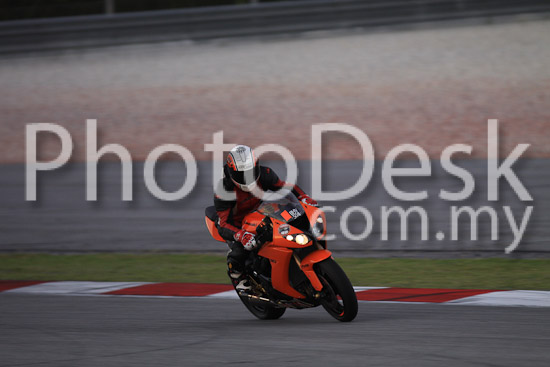 01_101029_01322_RevClubTrackDay