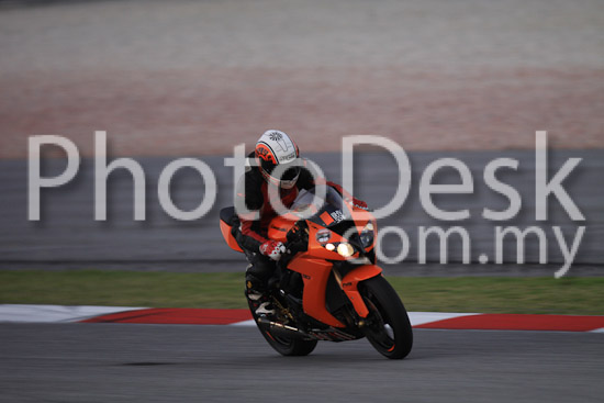 01_101029_01323_RevClubTrackDay