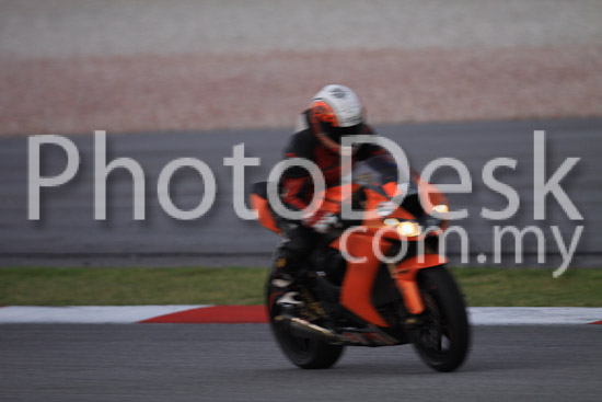 01_101029_01325_RevClubTrackDay