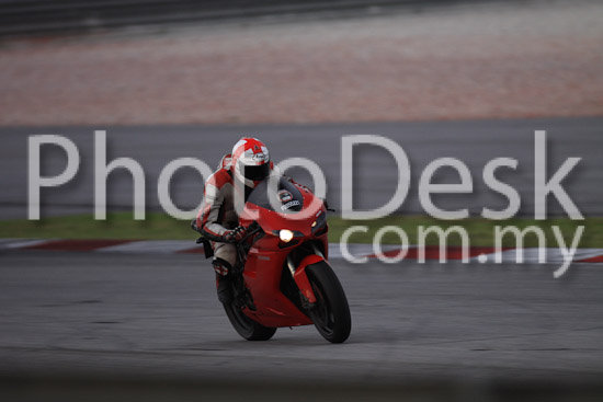 01_101029_01327_RevClubTrackDay