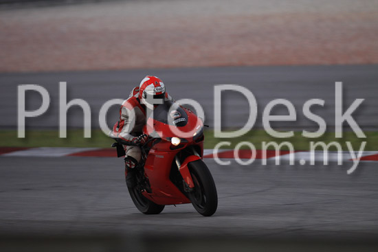 01_101029_01328_RevClubTrackDay