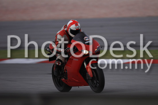 01_101029_01330_RevClubTrackDay