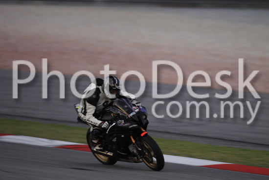 01_101029_01338_RevClubTrackDay