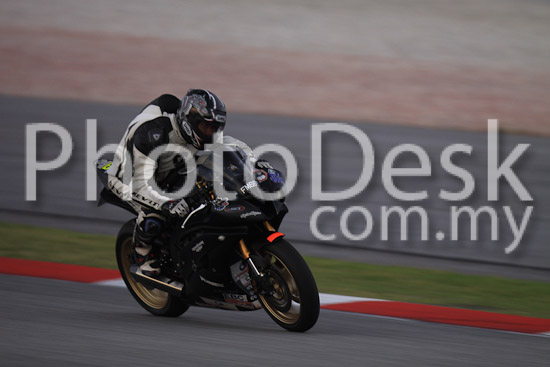 01_101029_01340_RevClubTrackDay