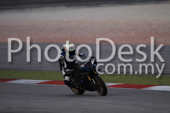 01_101029_01353_RevClubTrackDay