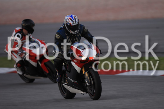 01_101029_01383_RevClubTrackDay