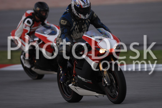 01_101029_01385_RevClubTrackDay