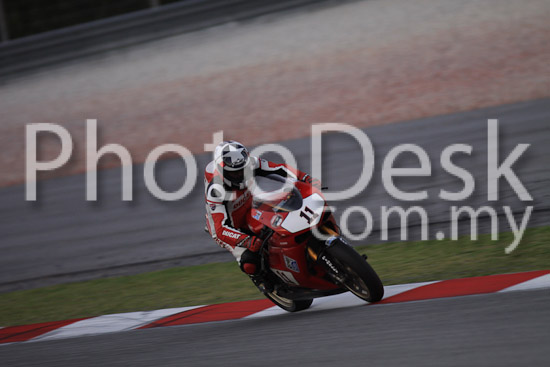 01_101029_01393_RevClubTrackDay