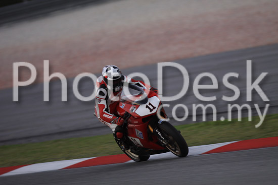 01_101029_01394_RevClubTrackDay
