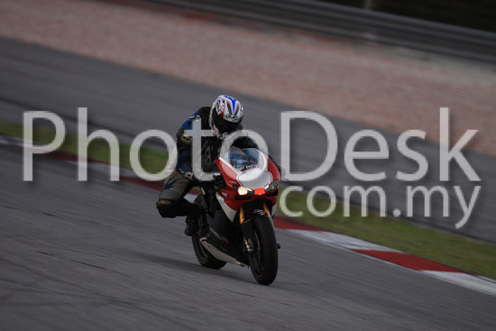 01_101029_01432_RevClubTrackDay