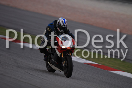 01_101029_01434_RevClubTrackDay