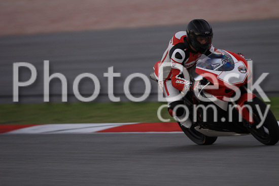 01_101029_01458_RevClubTrackDay