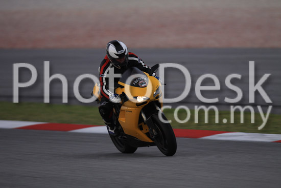 01_101029_01461_RevClubTrackDay