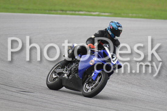 01_101030_00014_RevClub