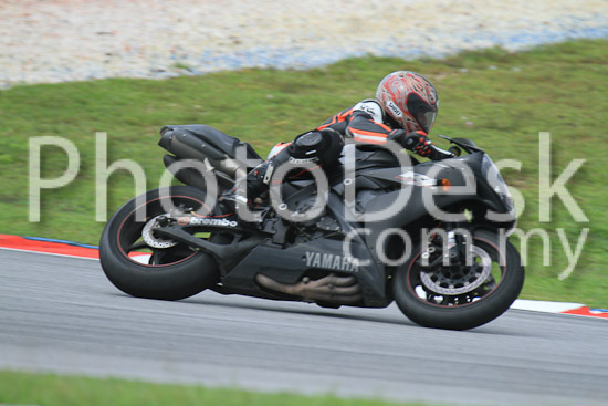 01_101030_00082_RevClub