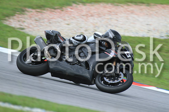 01_101030_00086_RevClub