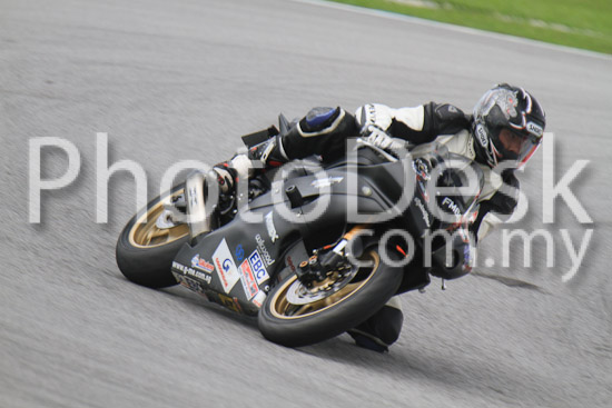 01_101030_00140_RevClub