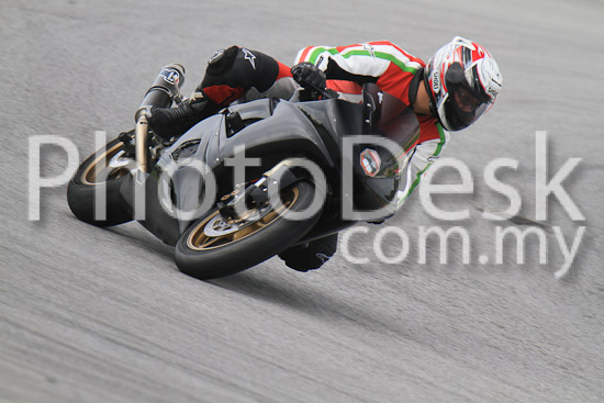 01_101030_00154_RevClub