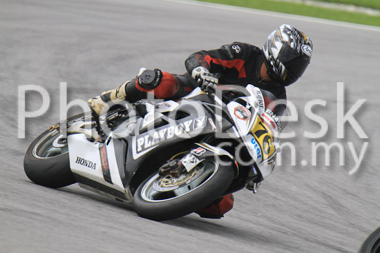 01_101030_00182_RevClub