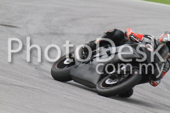 01_101030_00197_RevClub