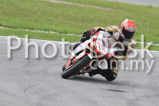 01_101030_00205_RevClub