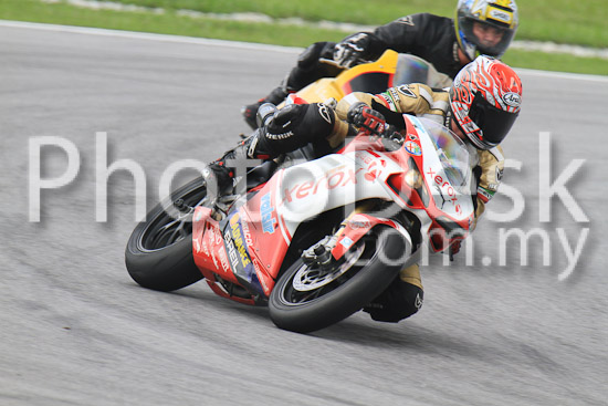 01_101030_00206_RevClub