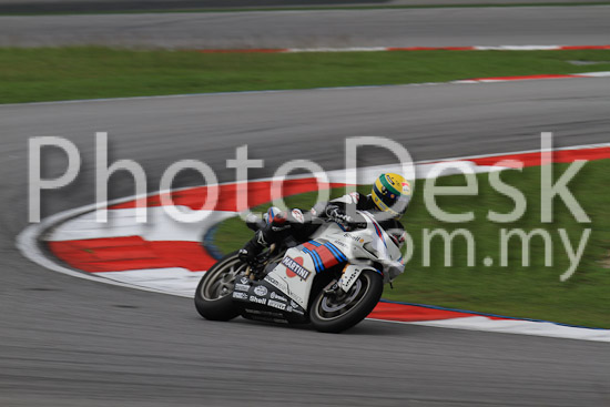 01_101030_00313_RevClub