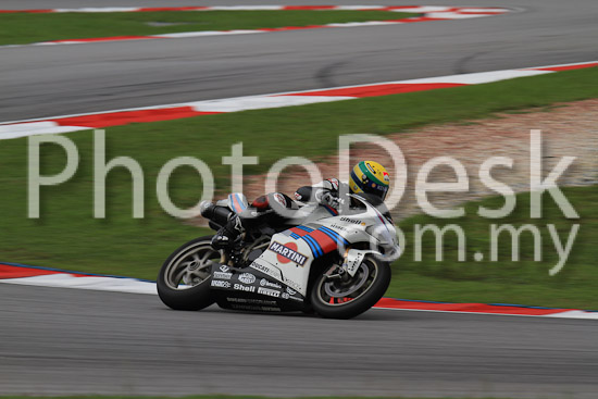 01_101030_00315_RevClub