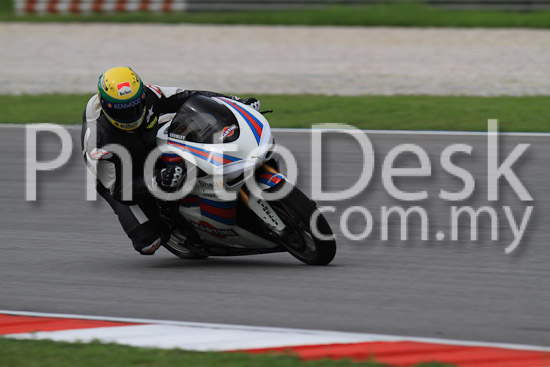 01_101030_00319_RevClub