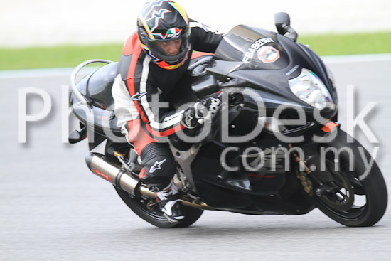 01_101030_00328_RevClub